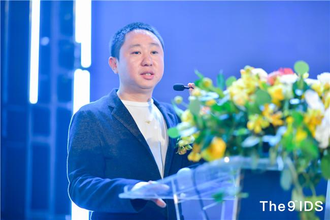 深圳市设计与艺术联盟秘书长刘振先生