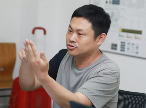 宋扬：浙江工业大学设计艺术学院教师、高级工程师