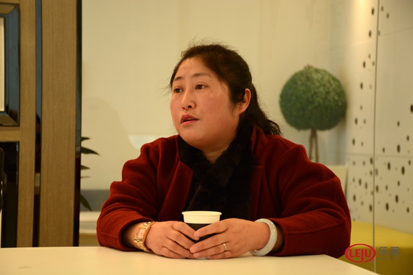 贵阳伊美达贸易有限公司副总经理周萍女士致词