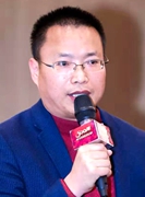 <b>产品总监 吴飞龙</b>