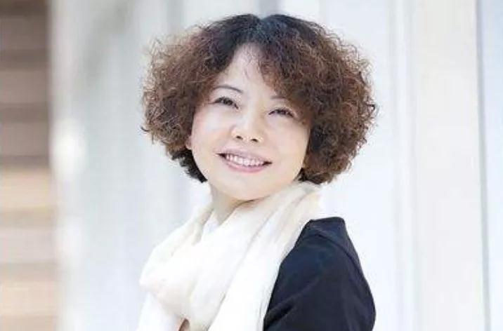 华业资本救赎之战终结？女董事