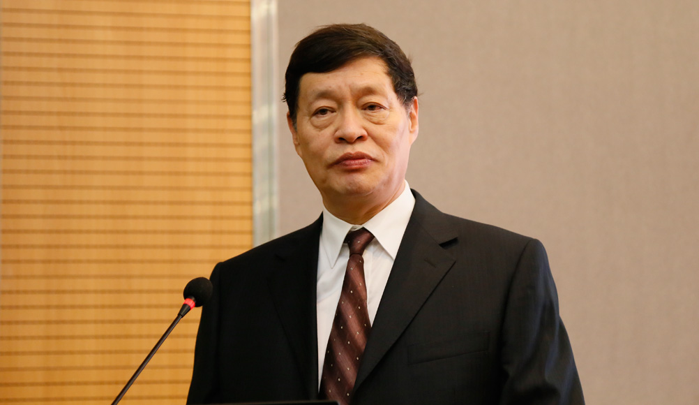 主持人：陈宜明 中国房地产业协会副会长兼秘书长