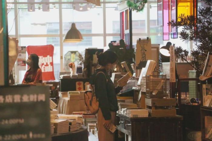 广州独立书店存亡记 | 你去