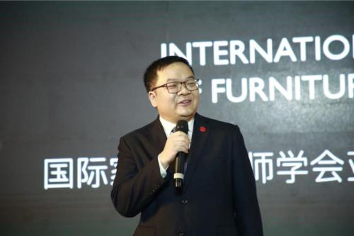 中国对外贸易广州展览总公司副总经理 陈旺辉先生