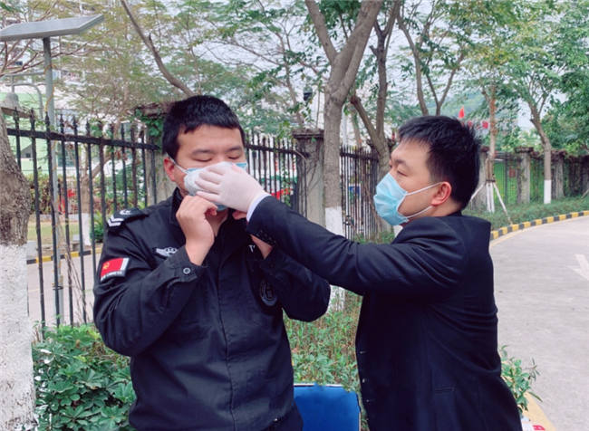 龙城物业李金波：无私奉献