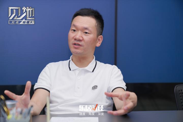 花样年地产集团副总裁/成都区域总裁朱国刚