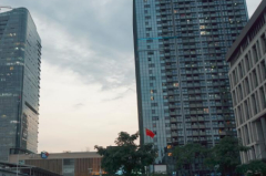8秒卖出14套4200万起价豪宅 3月深圳楼市收复失地?
