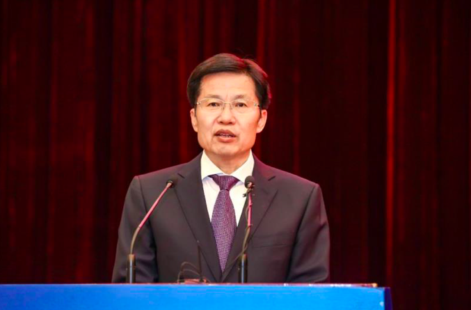 高云龙主任委员在2020年度全国MBA培养学校管理学院院长联席会议上作主旨讲话