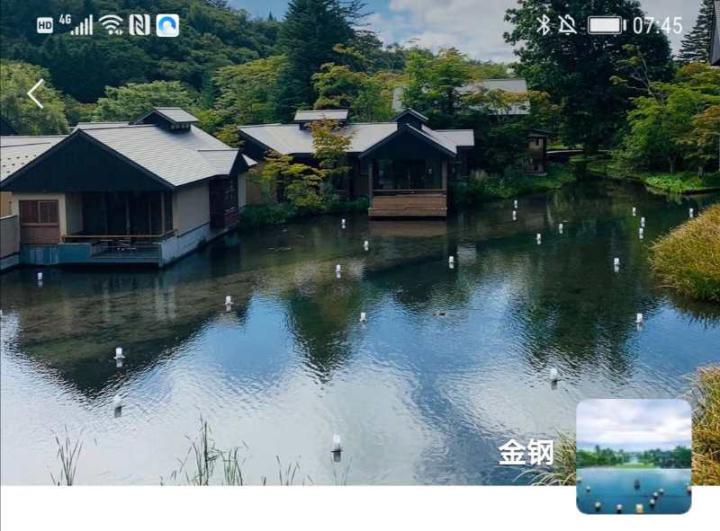 图为何金钢微信朋友圈封面