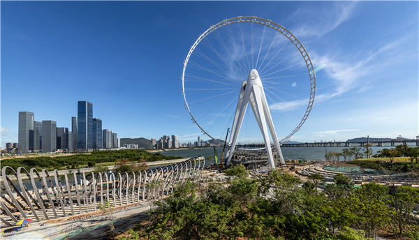 深圳欢乐港湾“湾区之光”摩天轮