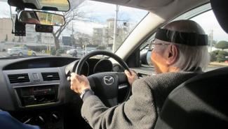 老年人该放弃驾照吗？