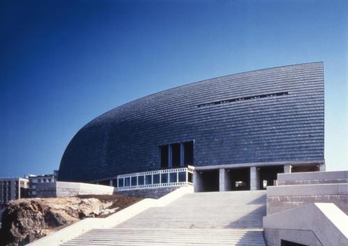 多穆斯博物馆, 照片由Hisao Suzuki提供