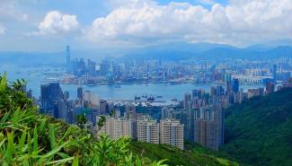 香港楼市“巨变”：逃离的投资客和被疯抢的10亿豪宅