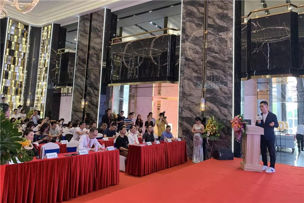 CIDA中国设计师俱乐部秘书长张俊富致辞