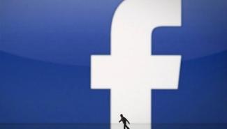 脸书据报聘数百人 转录用户语音对话 