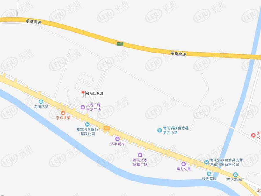 青龙县兴龙凤凰城(二期），坐落于兴龙广缘生活广场北侧属于康乾街。