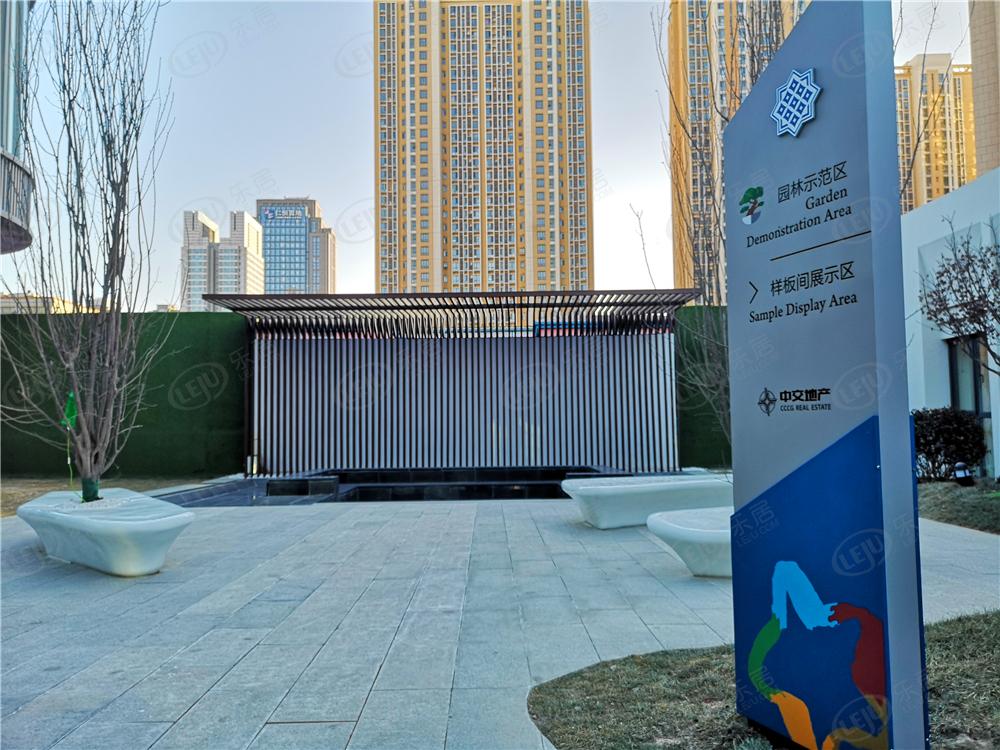 南开中交海河公馆，位于天津市南开区东马路与北马路交口靠近地铁1号线,2号线,3号线沿线，约48000/平米。