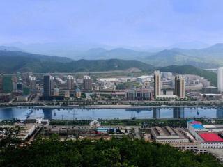 水岸龙庭