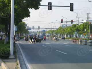 河畔人家