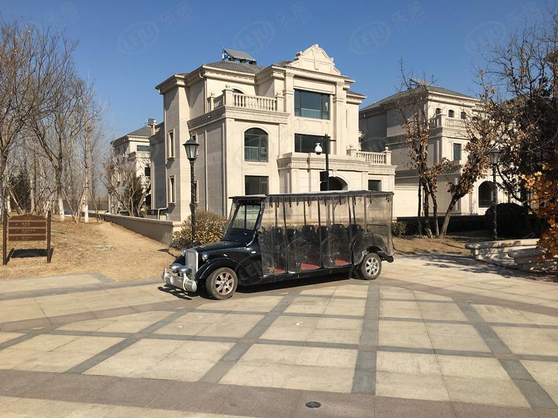 顺义新世界丽樽·九樽，位于北京市顺义区高丽营镇于庄村。