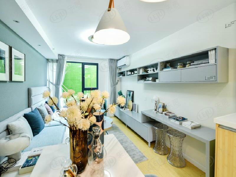 顺德佛山里城·晴樾中心最新报价新鲜出炉，约15000-19000元/㎡，户型面积34~50㎡