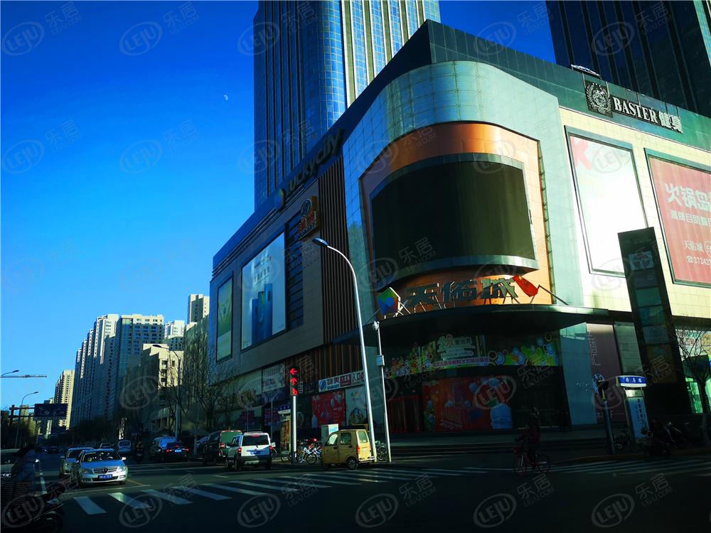 南开中交海河公馆，坐落于天津市南开区东马路与北马路交口靠近地铁1号线,2号线,3号线沿线，总价约48000。
