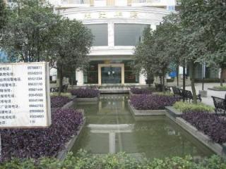 阳光华庭
